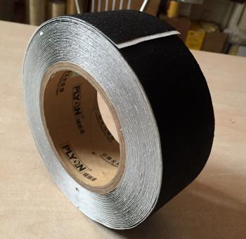 Băng keo chống trượt cao cấp Plyon PL1000 50mmx10m màu đen độ nhám P120